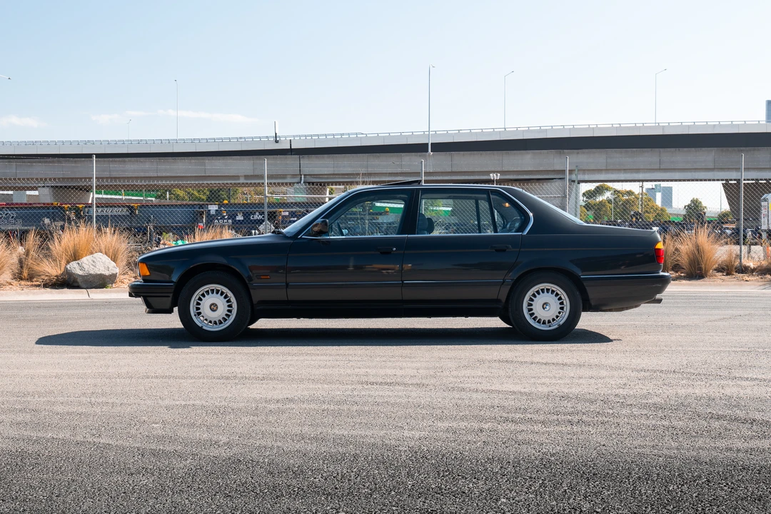 1989 BMW E32 7 Series - Image 8 of 31