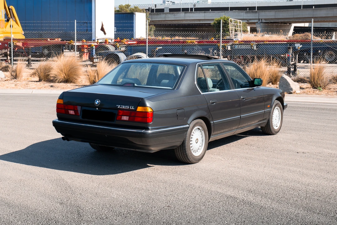 1989 BMW E32 7 Series - Image 13 of 31