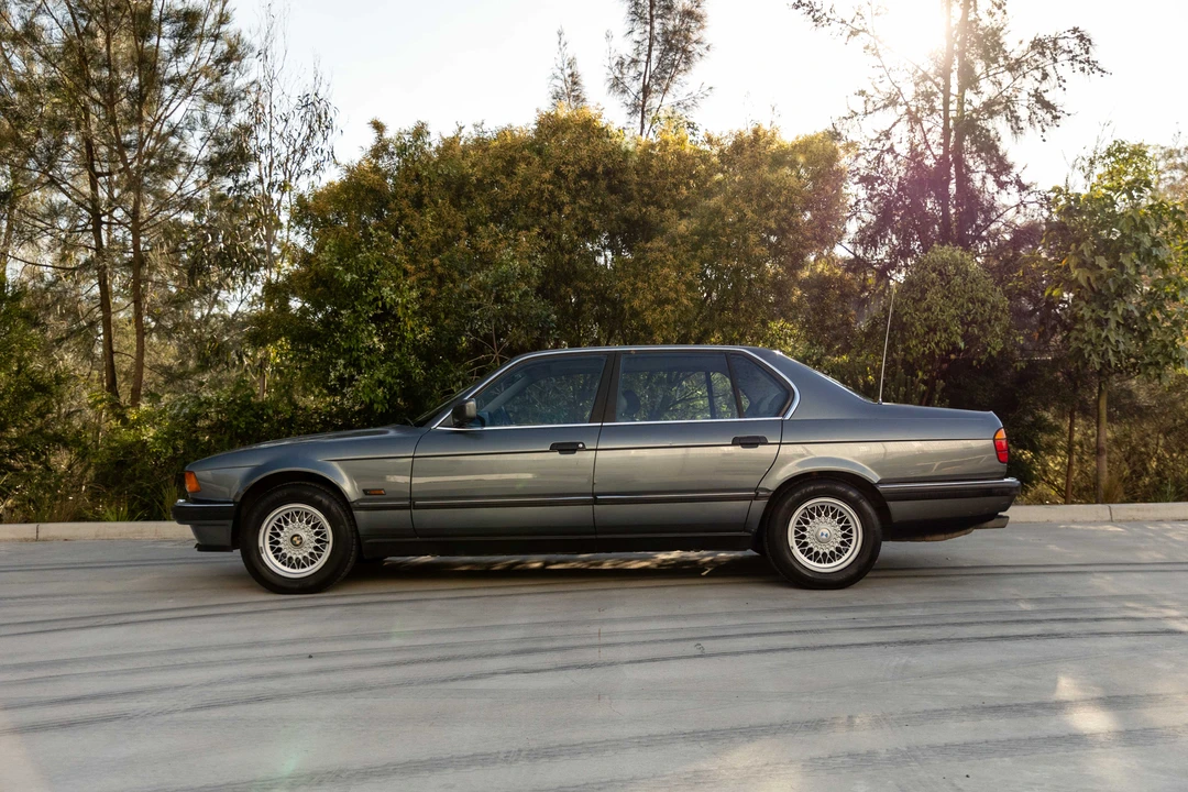 1989 BMW E32 7 Series - Image 4 of 31