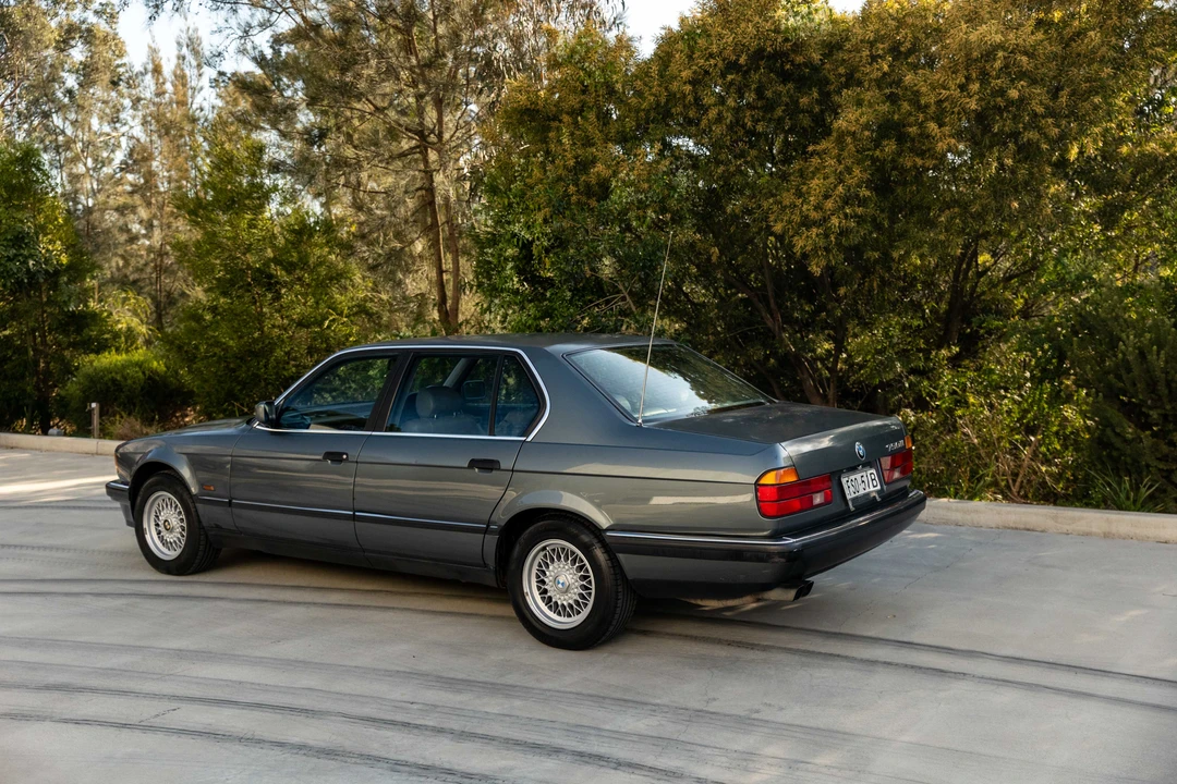 1989 BMW E32 7 Series - Image 18 of 31