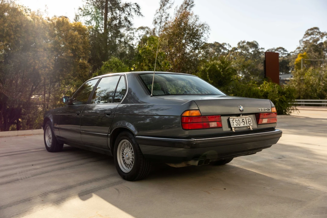 1989 BMW E32 7 Series - Image 5 of 31