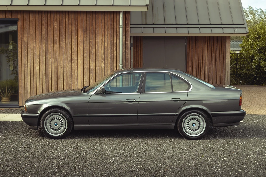 1989 BMW E34 M5 - Image 16 of 31