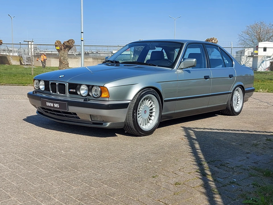 1989 BMW E34 M5 - Image 12 of 31