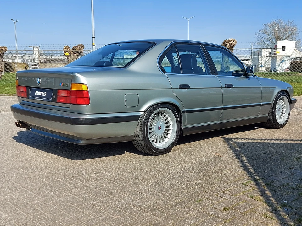 1989 BMW E34 M5 - Image 15 of 31