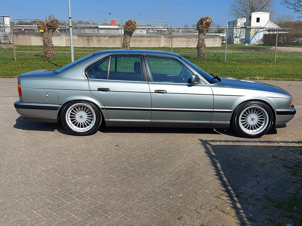1989 BMW E34 M5 - Image 16 of 31