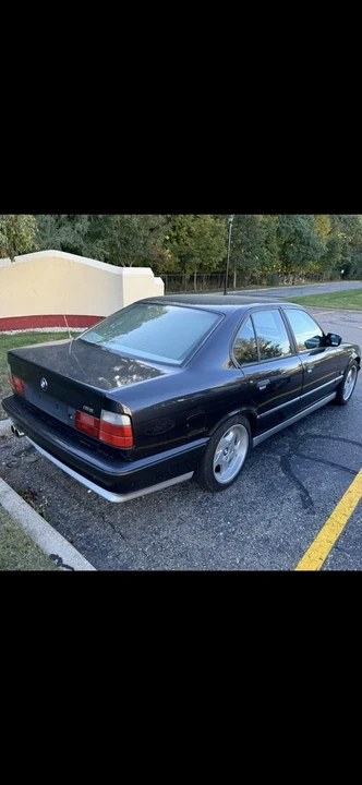 1989 BMW E34 M5 - Image 14 of 21