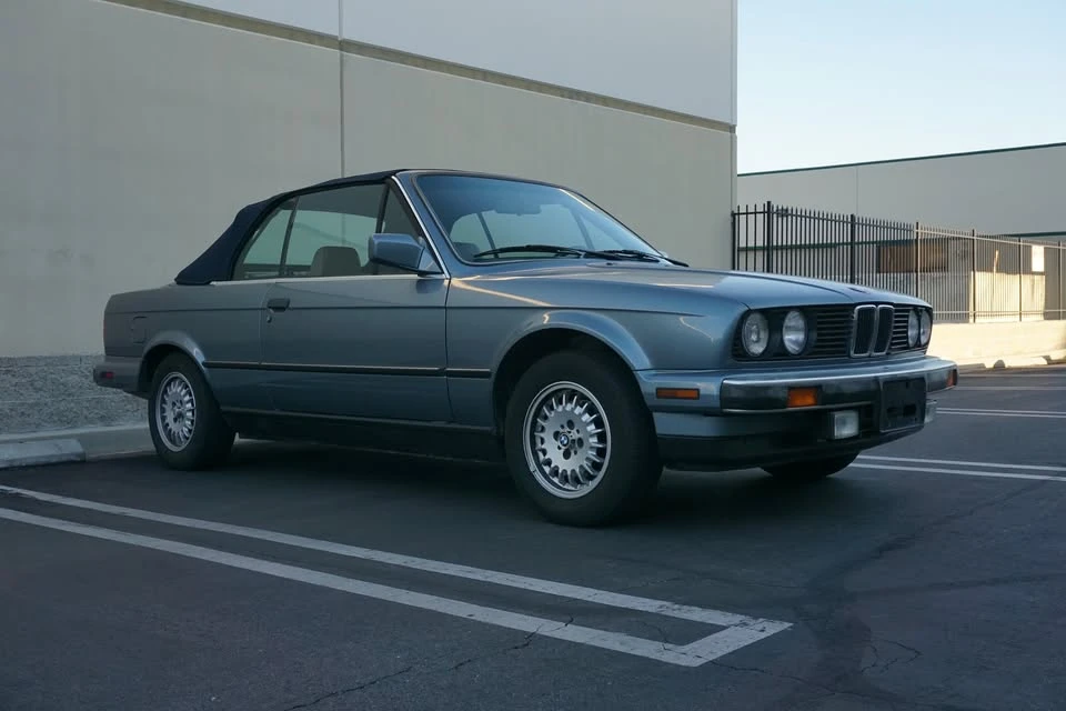 1989 BMW E30 3 Series - Image 3 of 18