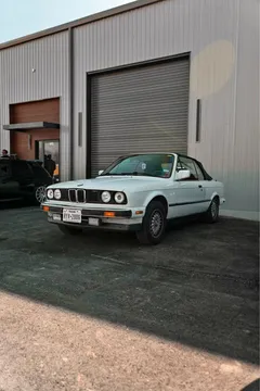 1989 BMW 325i