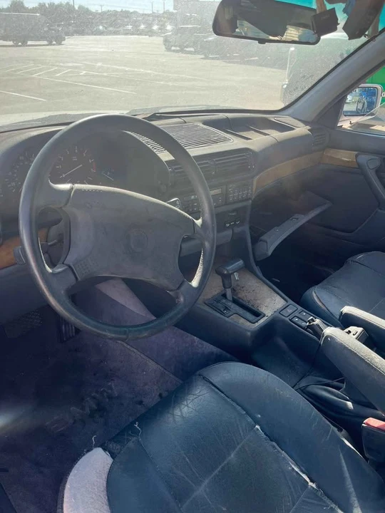 1989 BMW E32 7 Series - Image 8 of 8