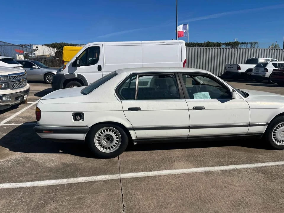 1989 BMW E32 7 Series - Image 3 of 8
