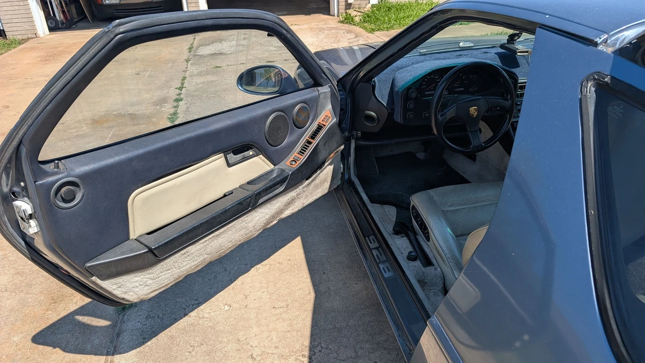 1989 Porsche 928 S4 - Image 9 of 19