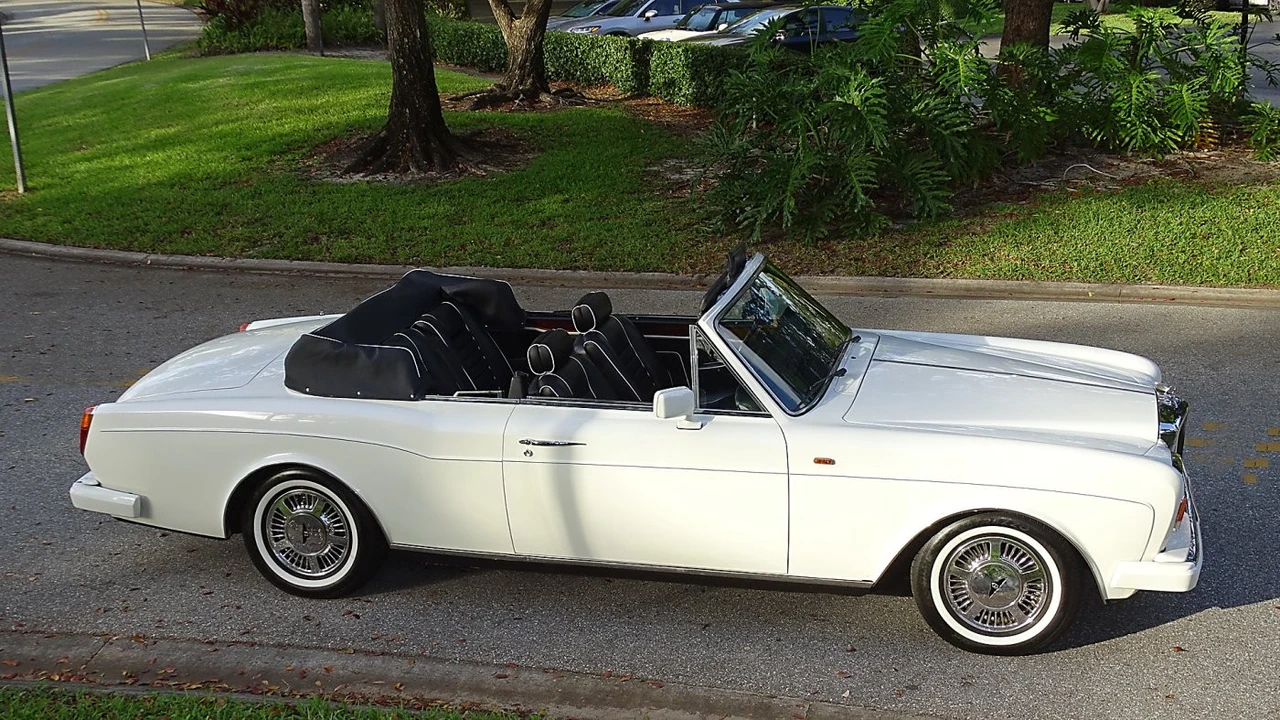 1989 Rolls-Royce Corniche Series III - Image 8 of 24