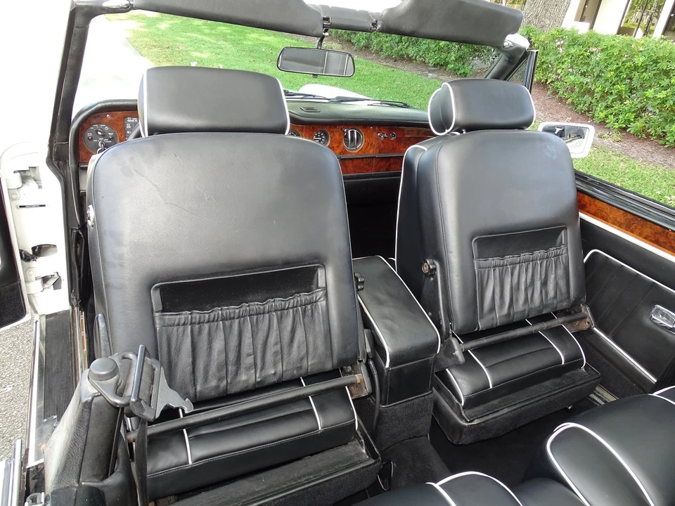 1989 Rolls-Royce Corniche Series III - Image 19 of 24