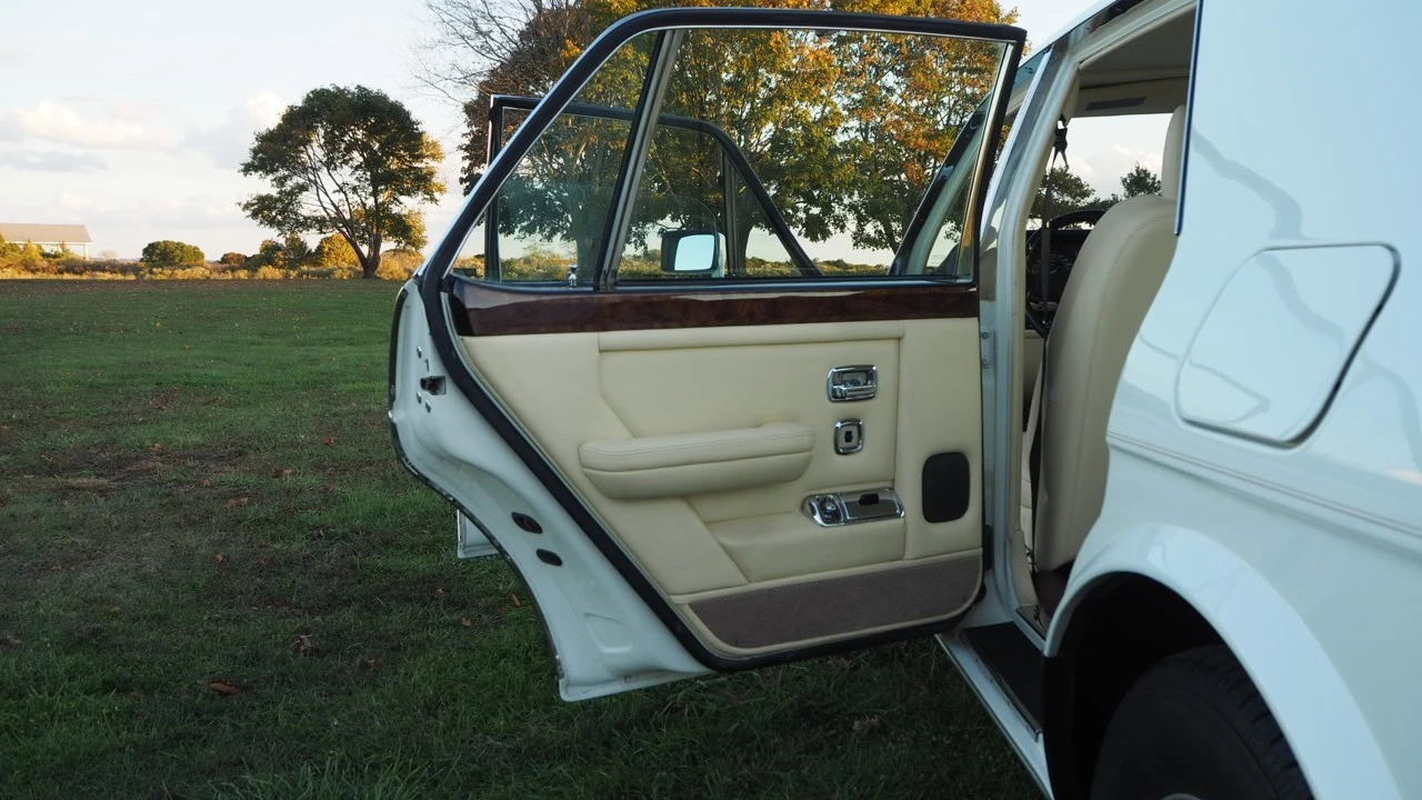 1989 Bentley Mulsanne 1st Gen - Image 11 of 31