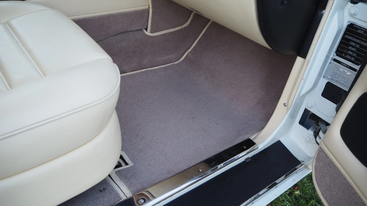 1989 Bentley Mulsanne 1st Gen - Image 23 of 31