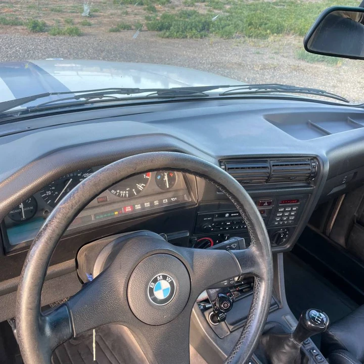 1989 BMW E30 3 Series - Image 12 of 18