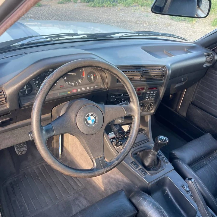 1989 BMW E30 3 Series - Image 11 of 18