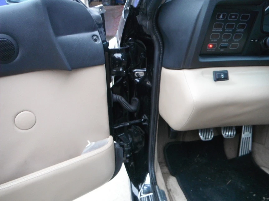 1989 BMW E24 6 Series - Image 18 of 31