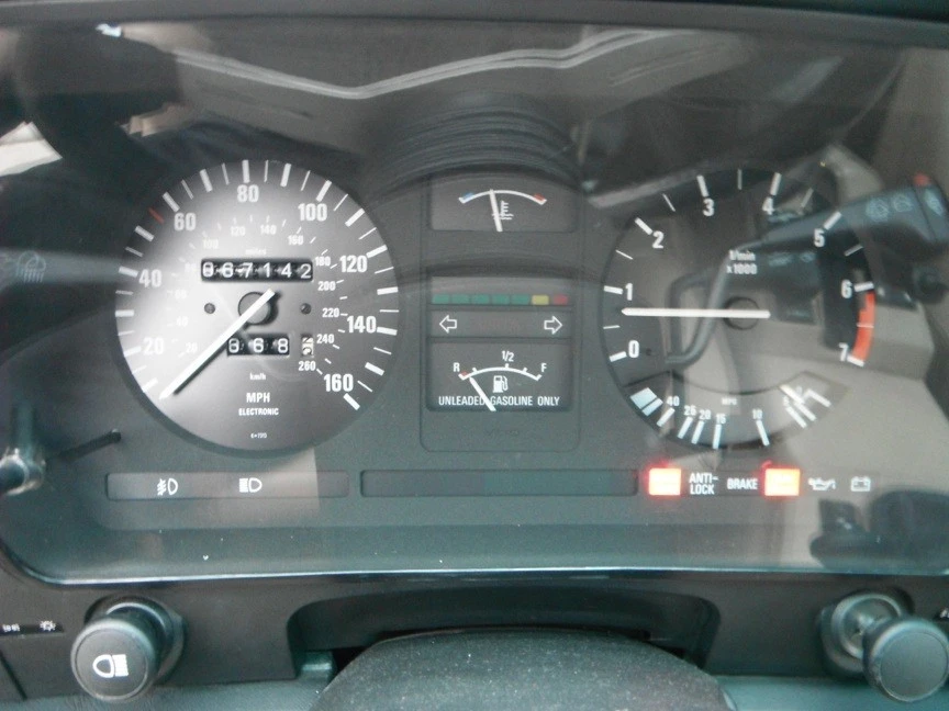 1989 BMW E24 6 Series - Image 27 of 31