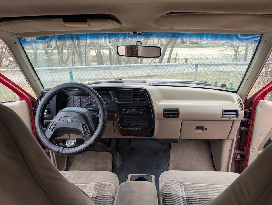 1989 Ford Bronco II - Image 8 of 9