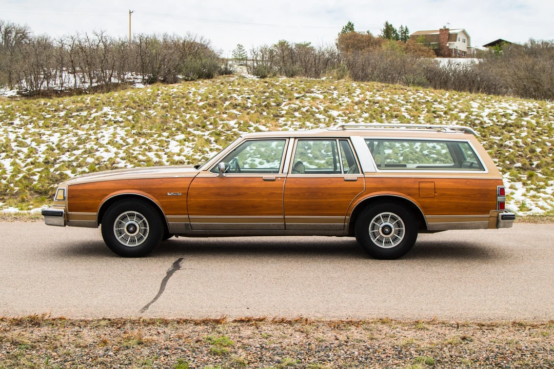 1989 Buick Electra - Image 10 of 31