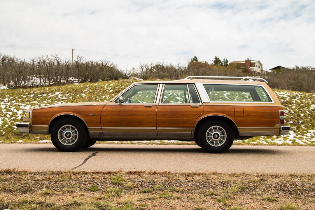 1989 Buick Electra - Image 11 of 31