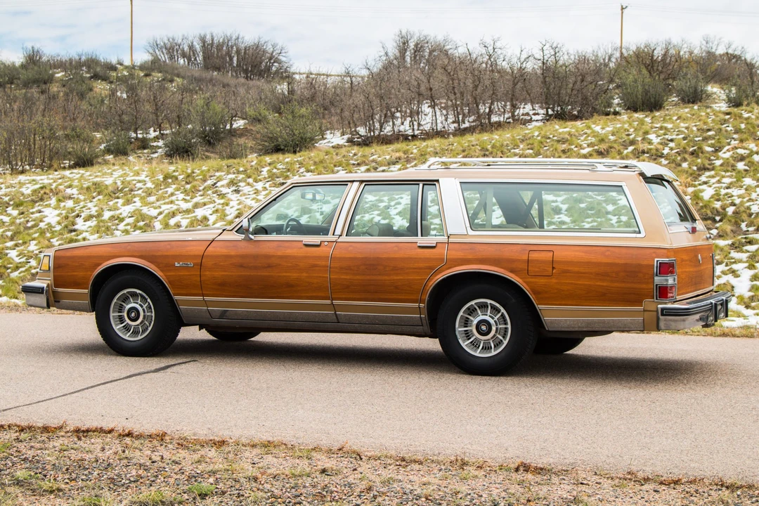 1989 Buick Electra - Image 12 of 31