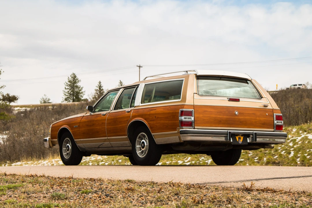 1989 Buick Electra - Image 17 of 31