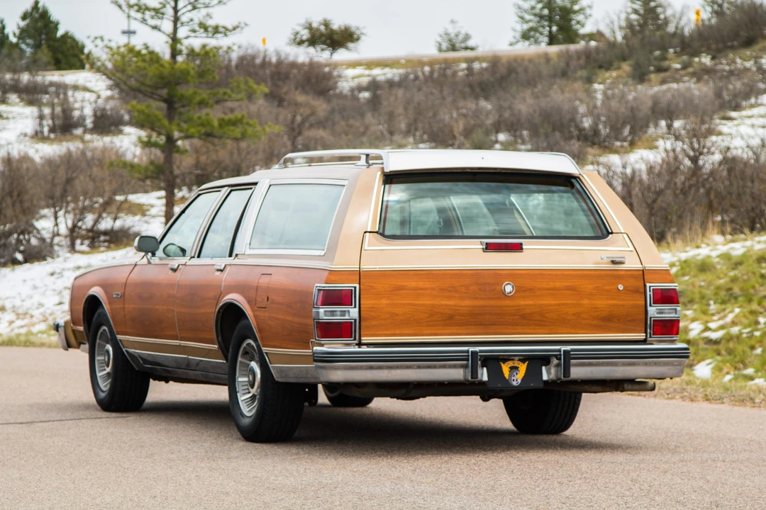 1989 Buick Electra - Image 20 of 31
