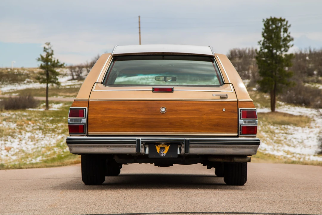 1989 Buick Electra - Image 23 of 31