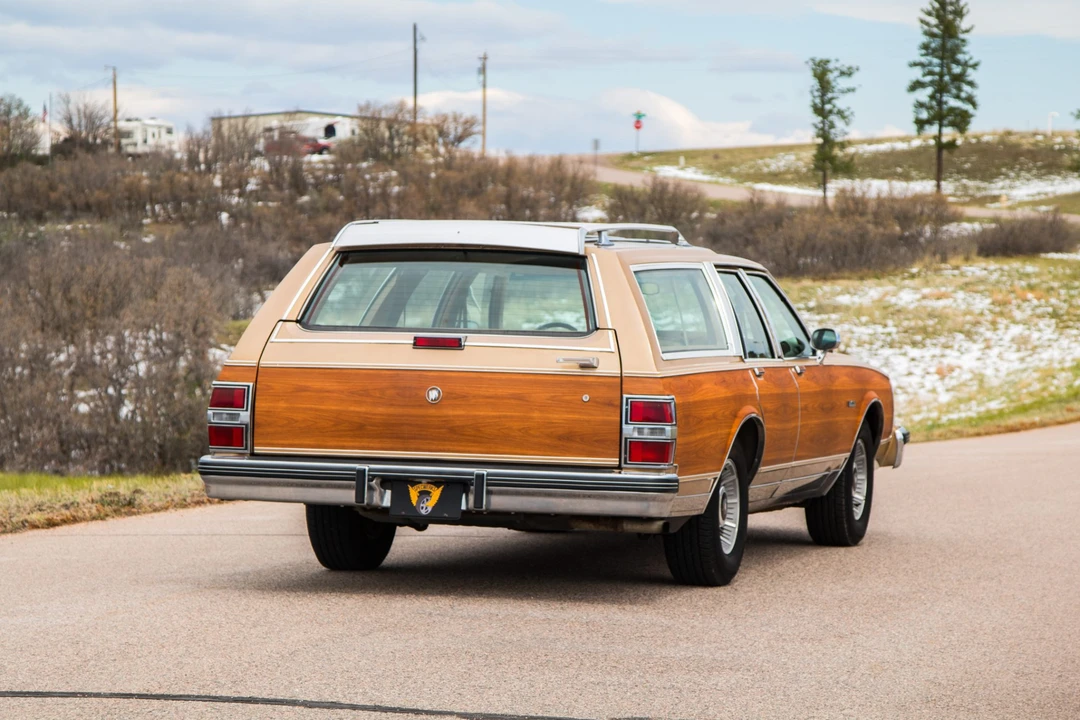 1989 Buick Electra - Image 26 of 31