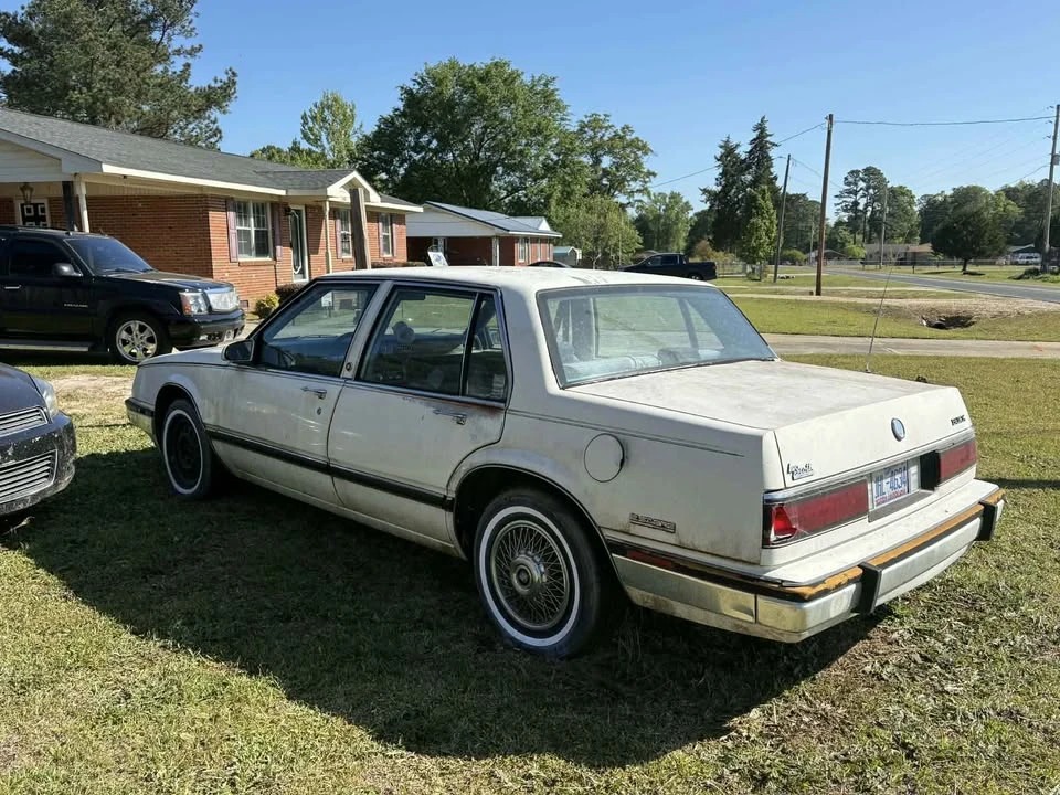 1989 Buick LeSabre - Image 6 of 11