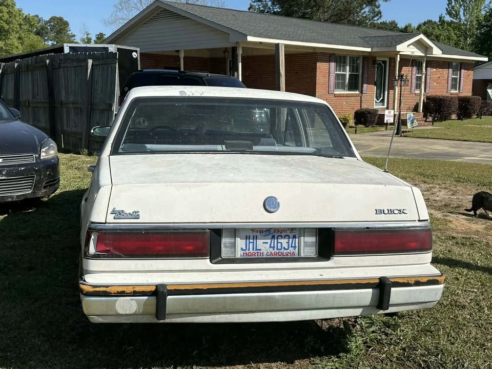 1989 Buick LeSabre - Image 4 of 11