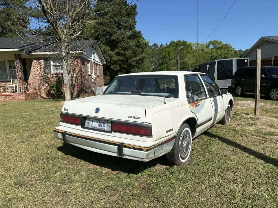 1989 Buick LeSabre - Image 3 of 11