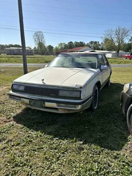 1989 Buick LeSabre Custom Sedan 4D