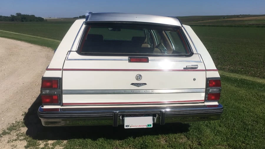 1989 Buick LeSabre - Image 10 of 15
