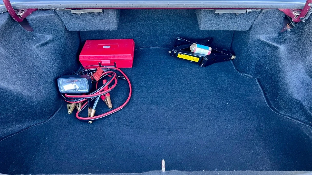 1989 Buick LeSabre - Image 16 of 21