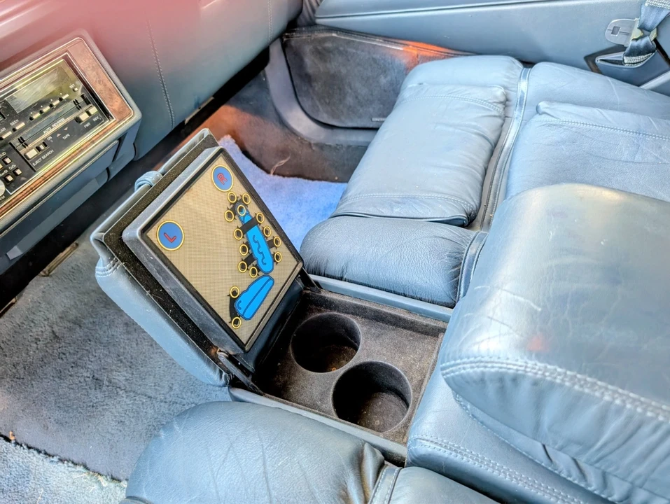 1989 Buick Park Avenue - Image 16 of 21