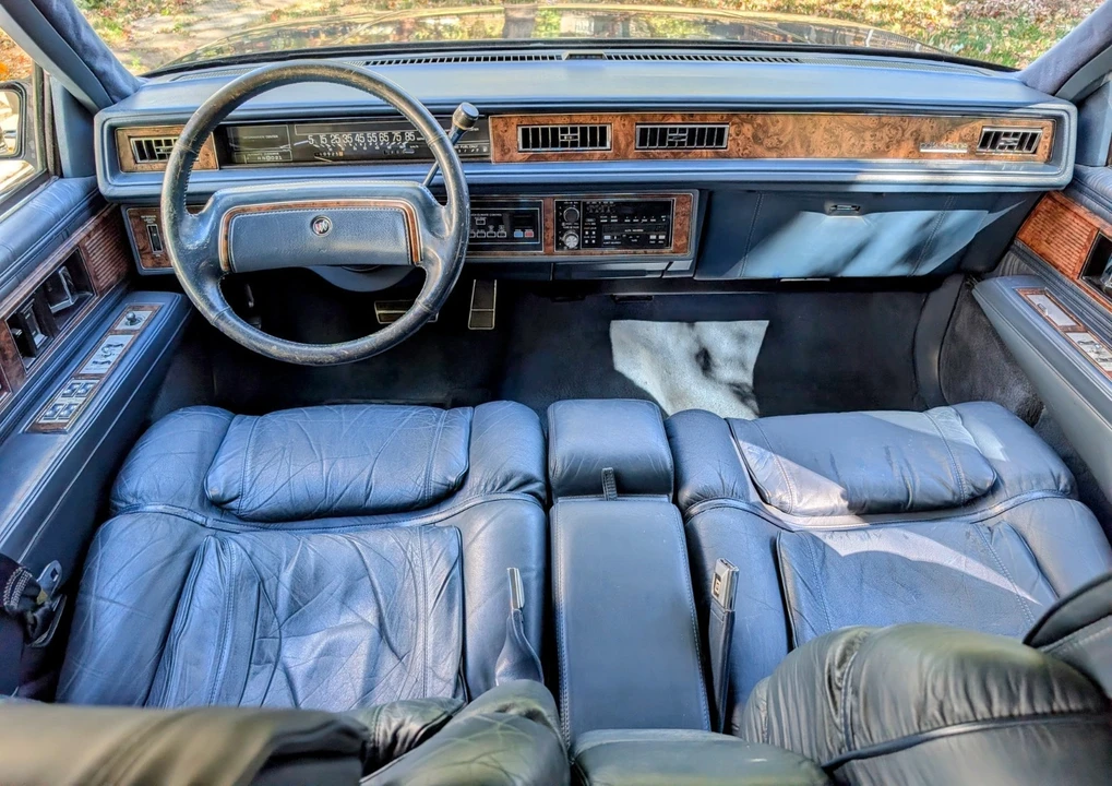 1989 Buick Park Avenue - Image 13 of 21