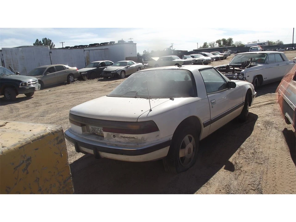 1989 Buick Reatta - Image 2 of 2