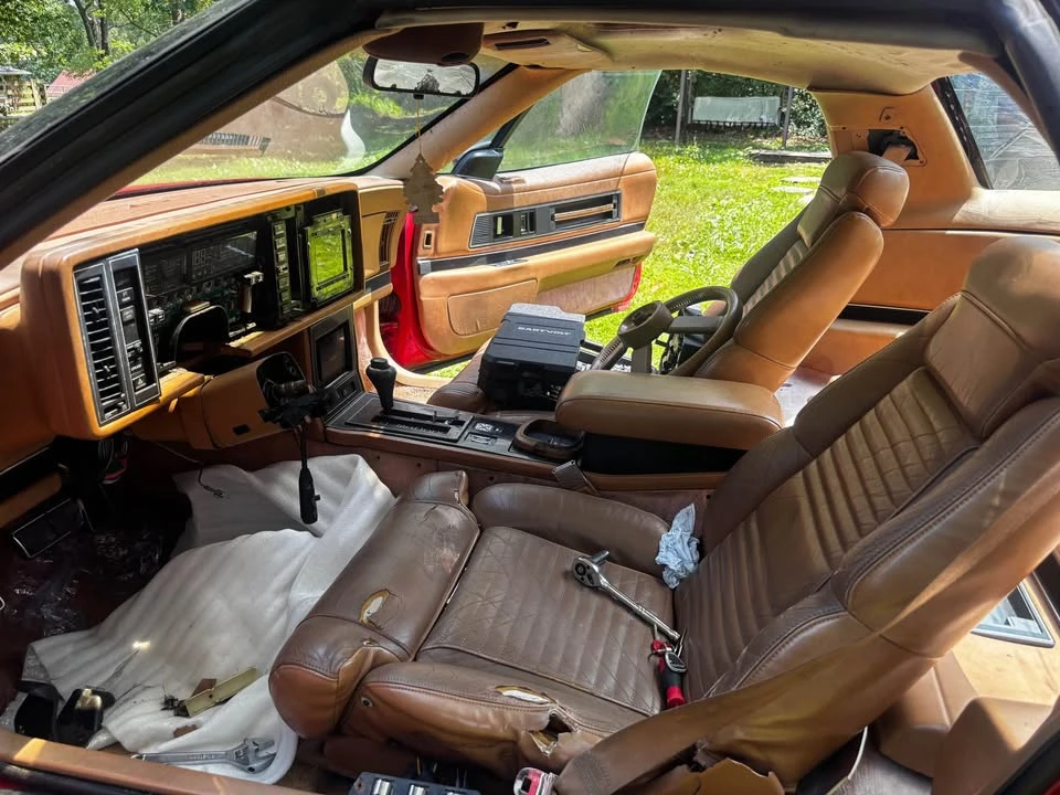 1989 Buick Reatta - Image 5 of 5