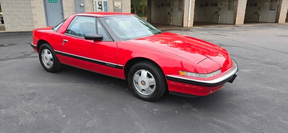 1989 Buick Reatta - Image 13 of 18