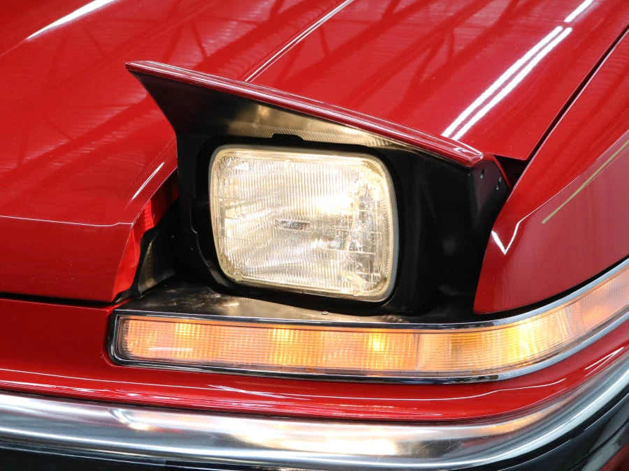 1989 Buick Reatta - Image 21 of 31