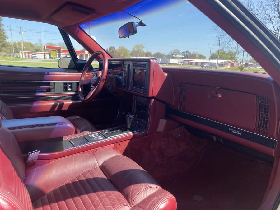 1989 Buick Reatta - Image 8 of 8