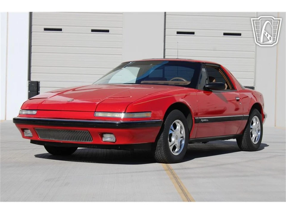 1989 Buick Reatta - Image 2 of 31
