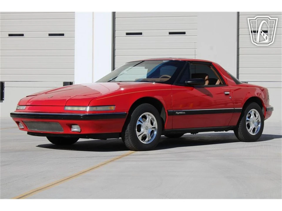1989 Buick Reatta - Image 3 of 31
