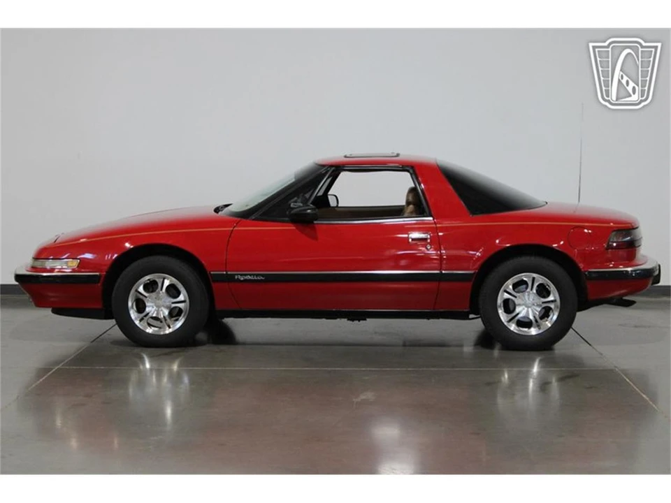 1989 Buick Reatta - Image 19 of 31