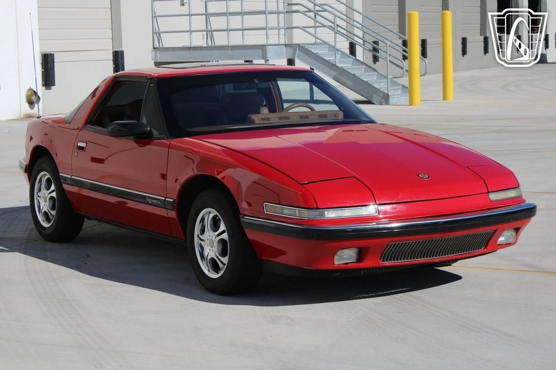 1989 Buick Reatta - Image 5 of 12