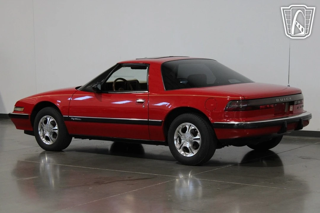 1989 Buick Reatta - Image 21 of 21