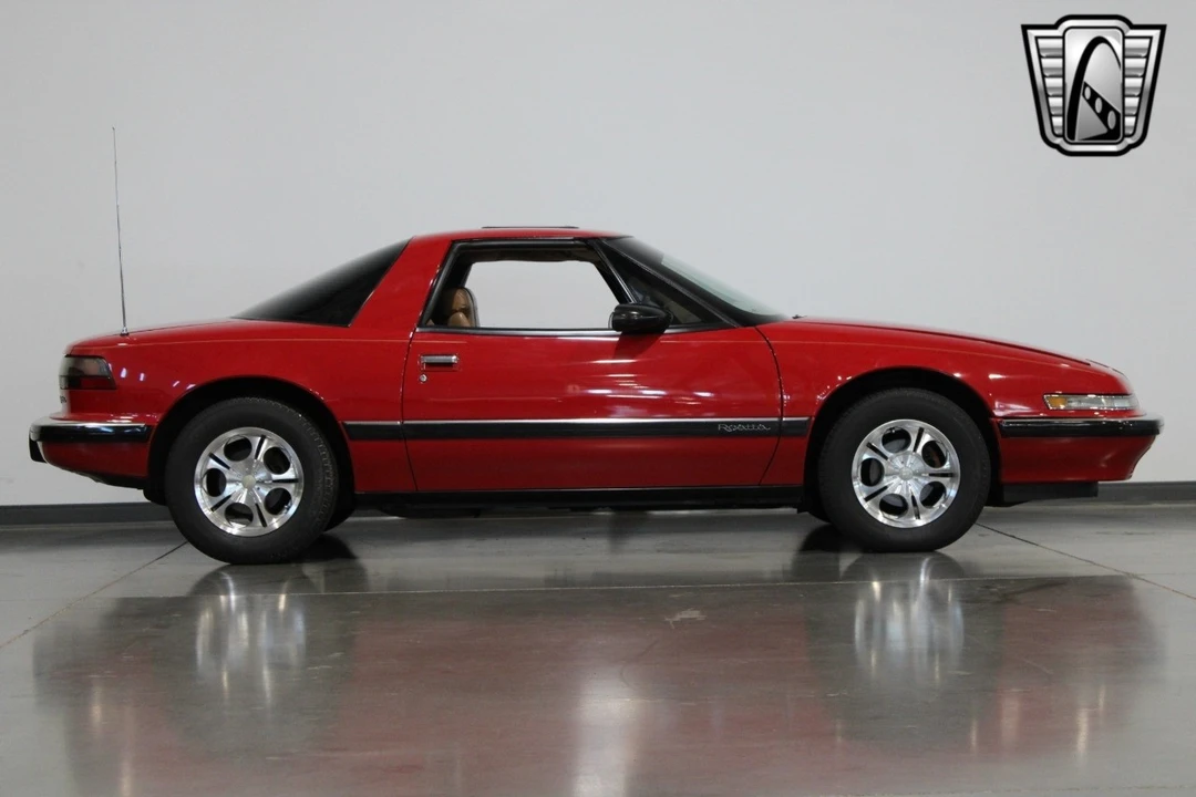 1989 Buick Reatta - Image 21 of 21